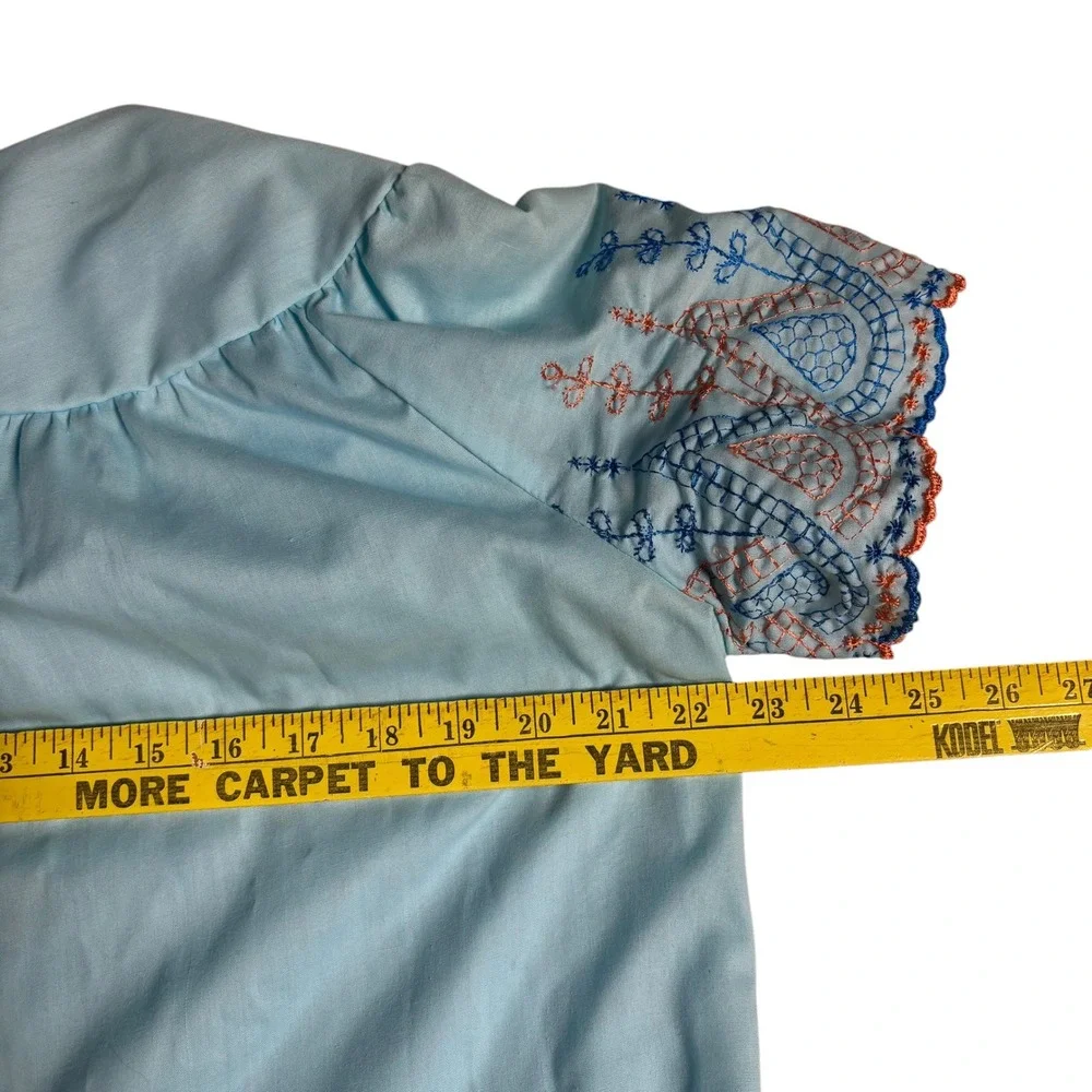 Vintage Light Blue Embroidered Button Front House Dress Robe Pockets Retro L